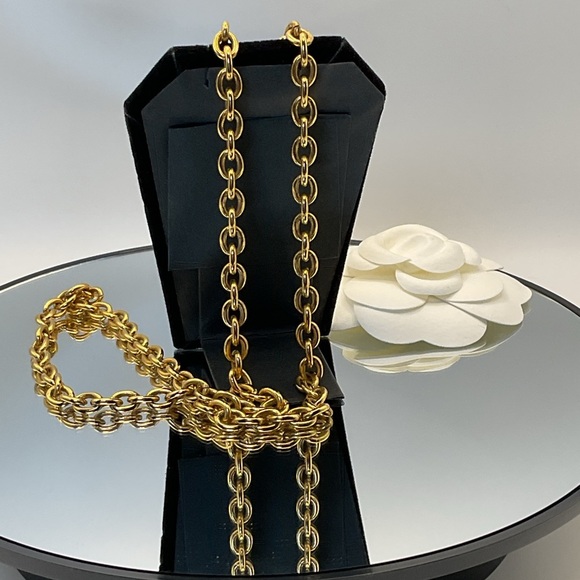 Chanel Gold Chain Necklace - Picture 10 of 16